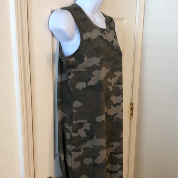 Camo Maxi Dress - Picture 5 of 13